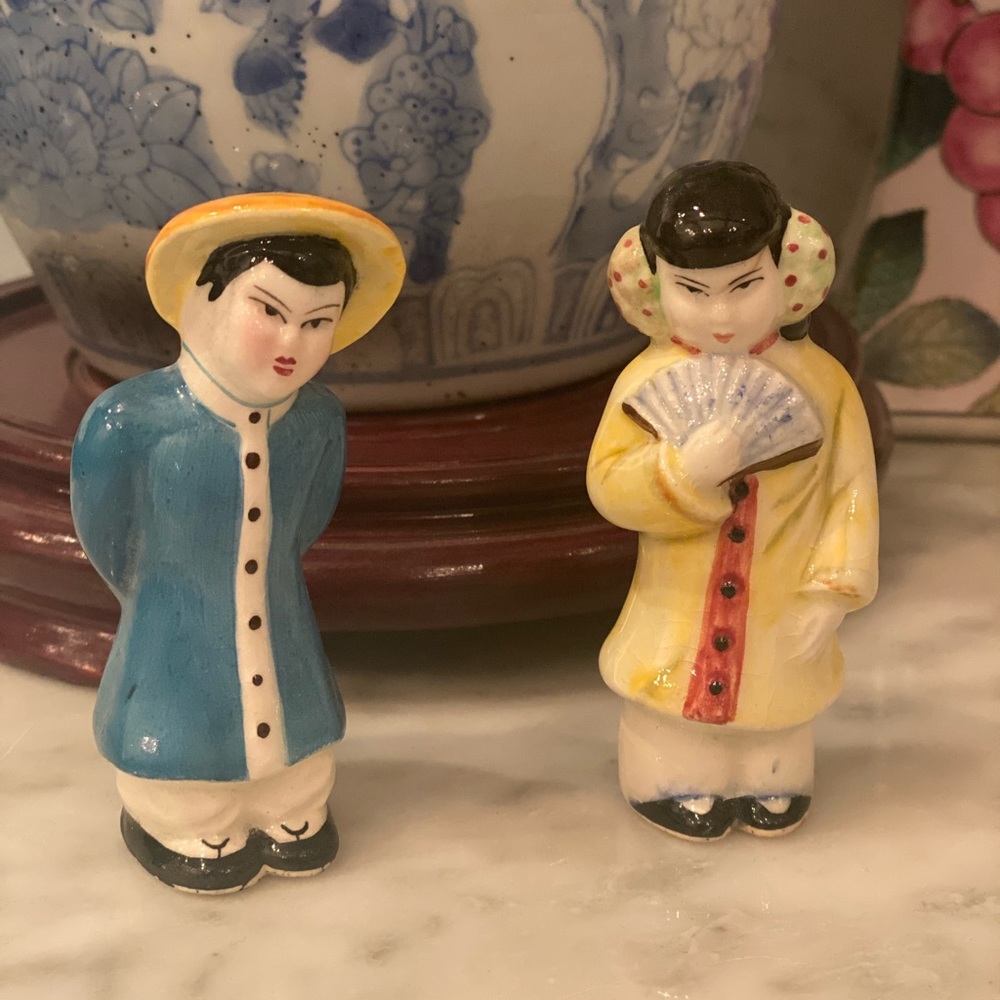 Vintage Asian Boy & Girl Salt & Pepper Shakers